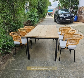 Bộ bàn ghế cafe, nhà hàng... đan nhựa giả mây