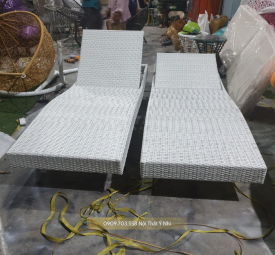Ghế tắm nắng đan nhựa giả mây Ghế tắm nắng đan nhựa giả mây