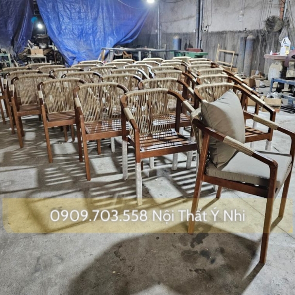 Bàn ghế resot, cafe gỗ ash đan sợi dây dù