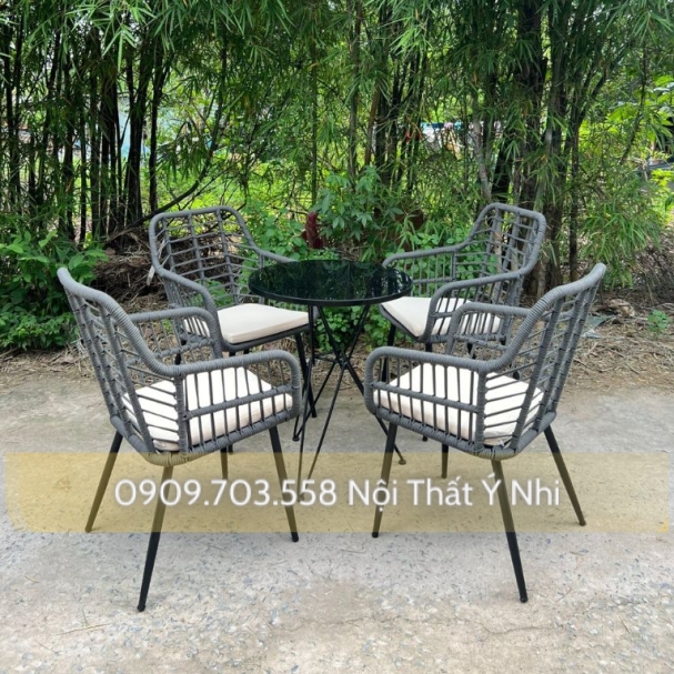 Bộ bàn ghế cafe chân sắt đan nhựa giả mây