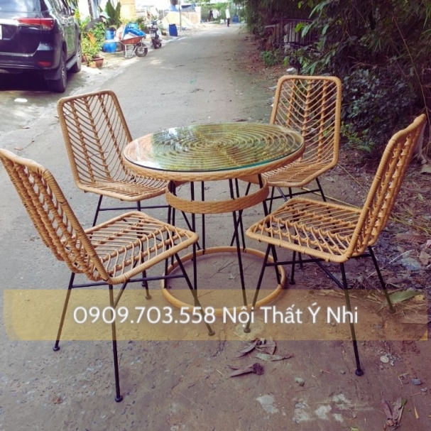 Bộ bàn ghế đan nhựa giả mây chân sắt
