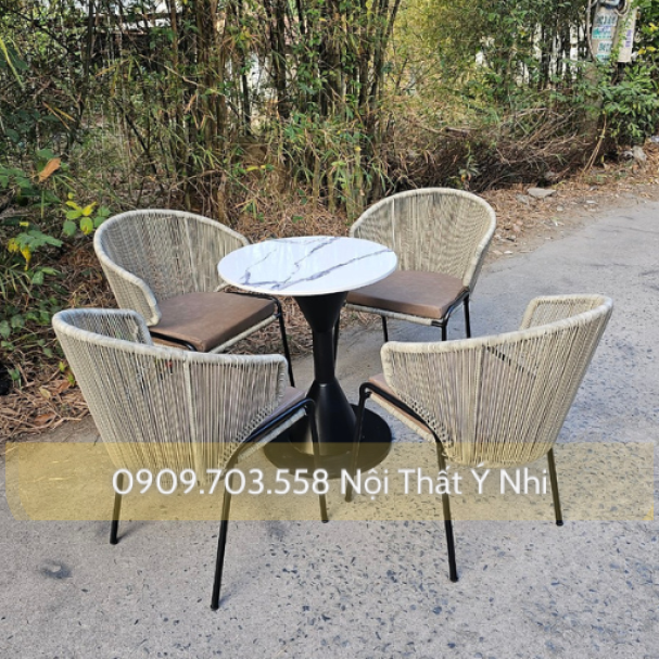 Bộ bàn ghế sừng trâu đan nhựa giả mây