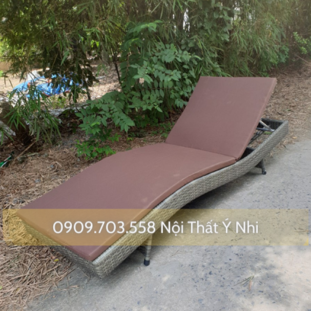 Ghế tắm nắng đan nhựa giả mây - YN01