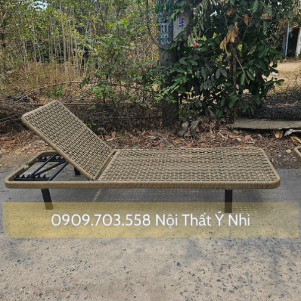 Ghế hồ bơi cao cấp nằm thư giản ngoài trời